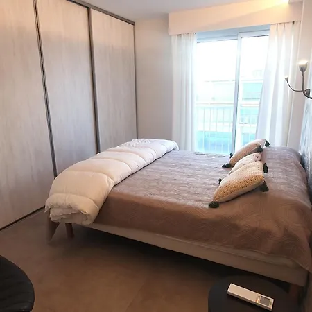 3 Pièces Climatisé Avec Terrasse, Centre-ville, Garage à - Fr-1-780-27 Apartamento